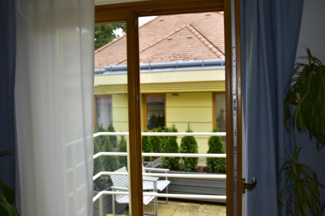 Stm3 Apartman Pécs Esterno foto