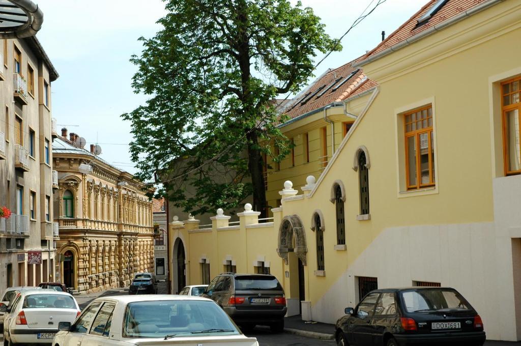 Stm3 Apartman Pécs Esterno foto